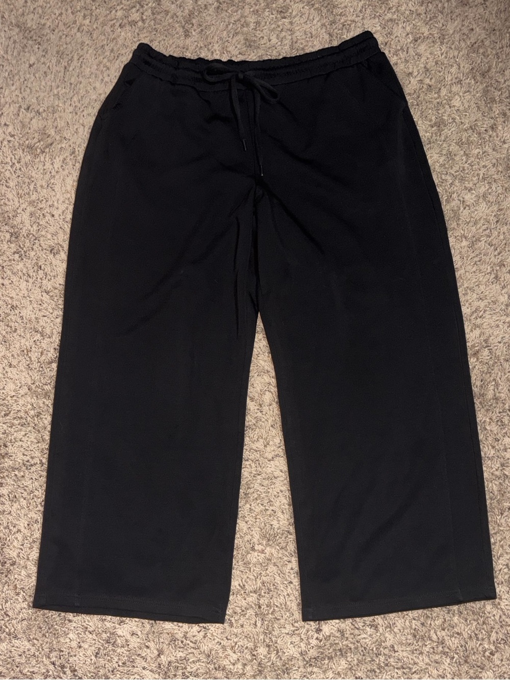 Maurices XXL Cloud Scuba Knit wide leg sweatpant black - Picture 4 of 6